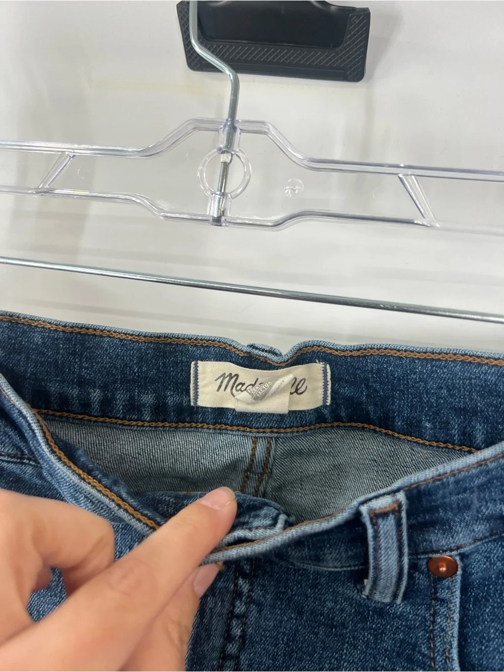 Madewell Mid-Rise Stovepipe Jeans in Deming Wash